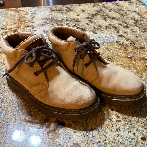 Martens 8057 Saxon Air Wair Padded Collar Ankle Boots Nubuck Leather SZ 